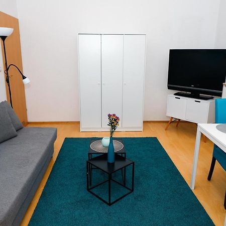 Ruhiges Terrassen Apartment Відень Екстер'єр фото